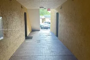 3985 W McNab Rd, Pompano Beach, FL 33069 - Photo 23