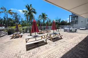 3660 NE 166th St, North Miami Beach, FL 33160 - Photo 19