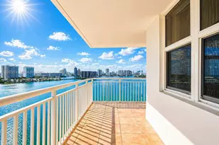 251 174th St, Sunny Isles Beach, FL 33160 - Photo 37