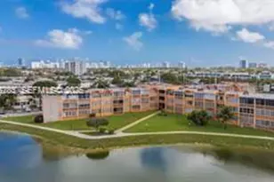 1591 NE Miami Gardens Dr, Miami, FL 33179 - Photo 19