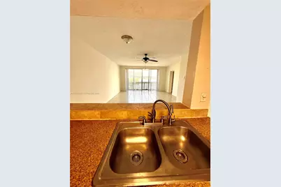 1591 NE Miami Gardens Dr #205, Miami, FL 33179 - Photo 19