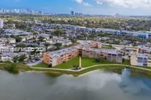 1591 NE Miami Gardens Dr, Miami, FL 33179 - Photo 17