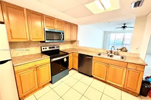 1591 NE Miami Gardens Dr, Miami, FL 33179 - Photo 17