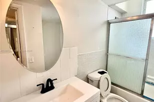 1591 NE Miami Gardens Dr, Miami, FL 33179 - Photo 31