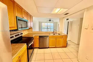 1591 NE Miami Gardens Dr, Miami, FL 33179 - Photo 11