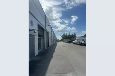 12101 NW 98th Ave, Hialeah Gardens, FL 33018 - Photo 1