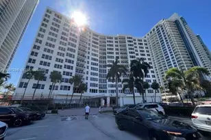3505 S Ocean Dr, Hollywood, FL 33019 - Photo 1
