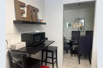 1820 James Ave #4E, Miami Beach, FL 33139 - Photo 5