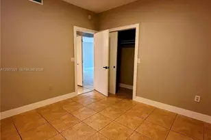 [Address not provided], Miami Lakes, FL 33016 - Photo 9