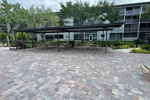 12501 SW 14th St, Pembroke Pines, FL 33027 - Photo 27