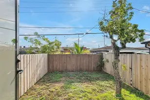 4817 E 9th Ln, Hialeah, FL 33013 - Photo 25