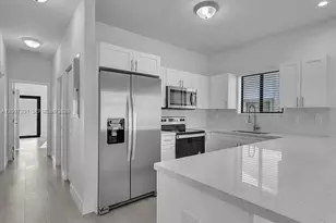 4817 E 9th Ln, Hialeah, FL 33013 - Photo 11