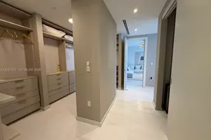300 Biscayne Blvd Way, Miami, FL 33131 - Photo 7