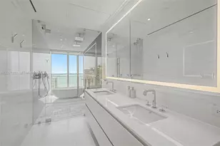 300 Biscayne Blvd Way, Miami, FL 33131 - Photo 13
