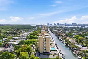 2000 NE 135th St, North Miami, FL 33181 - Photo 29