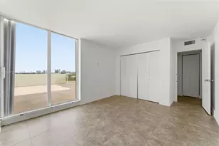 2000 NE 135th St, North Miami, FL 33181 - Photo 23