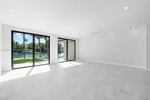 550 S Shore Dr, Miami Beach, FL 33141 - Photo 23
