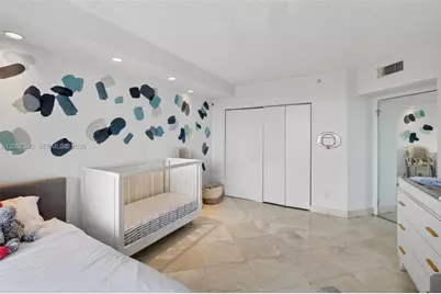 21205 Yacht Club Dr #605, Aventura, FL 33180 - Photo 35