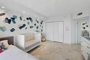 21205 Yacht Club Dr, Aventura, FL 33180 - Photo 35