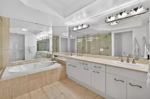 21205 Yacht Club Dr, Aventura, FL 33180 - Photo 25