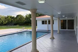 7090 SW 62nd St, Miami, FL 33143 - Photo 13