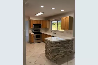 7090 SW 62nd St #0, Miami, FL 33143 - Photo 9