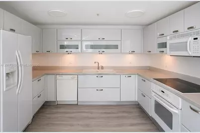 6580 Indian Creek Dr #511, Miami Beach, FL 33141 - Photo 5