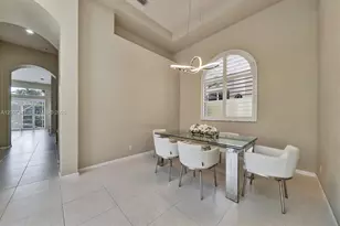 12438 NW 57th Ct, Coral Springs, FL 33076 - Photo 9
