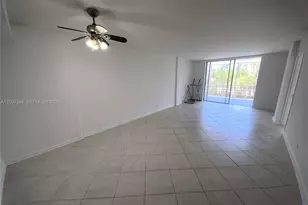 3660 NE 166th St, North Miami Beach, FL 33160 - Photo 13