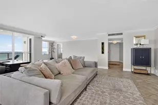 2751 S Ocean Dr, Hollywood, FL 33019 - Photo 11