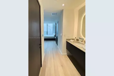 20 NE 11th St #3012A, Miami, FL 33132 - Photo 5