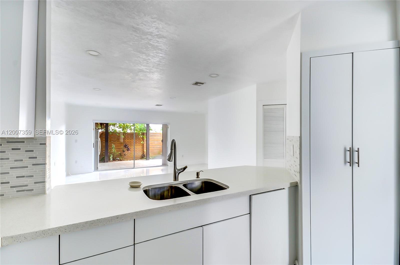 12909 SW 61st Terrace #t - 12909 SW 61st Terrace #t, Miami, FL 33183 Luxury Property | Jose Angel Pina