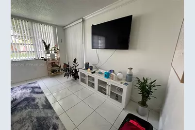 1750 NE 191st St #105-1, Miami, FL 33179 - Photo 7