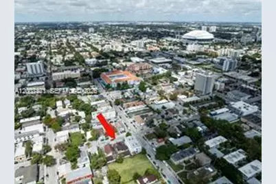 315 SW 10th Ave, Miami, FL 33130 - Photo 3