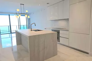 700 NE 24th St, Miami, FL 33137 - Photo 1