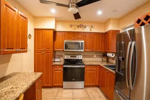 4210 W 6th Ave, Hialeah, FL 33012 - Photo 9