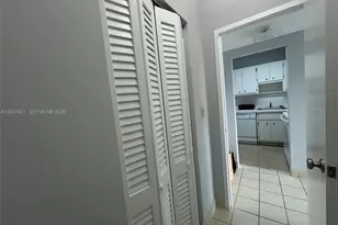 2899 Collins Ave, Miami Beach, FL 33140 - Photo 13