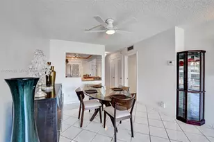 455 Paradise Isle Blvd, Hallandale Beach, FL 33009 - Photo 27