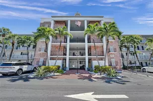 455 Paradise Isle Blvd, Hallandale Beach, FL 33009 - Photo 5