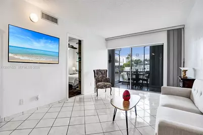 455 Paradise Isle Blvd #104, Hallandale Beach, FL 33009 - Photo 83