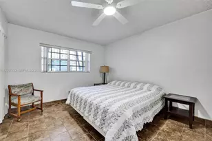 455 Paradise Isle Blvd, Hallandale Beach, FL 33009 - Photo 45