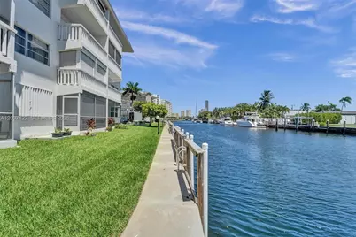 455 Paradise Isle Blvd #104, Hallandale Beach, FL 33009 - Photo 63
