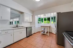 5889 Devonshire Blvd, Miami, FL 33155 - Photo 11