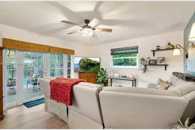14544 SW 76th St, Miami, FL 33183 - Photo 13