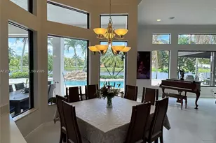15053 SW 40th St, Davie, FL 33331 - Photo 9