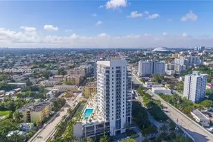 10 SW South River Dr, Miami, FL 33130 - Photo 71