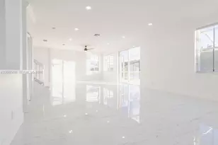 801 Tanglewood Cir, Weston, FL 33327 - Photo 13