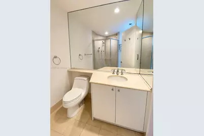 300 S Pointe Dr #3204, Miami Beach, FL 33139 - Photo 19