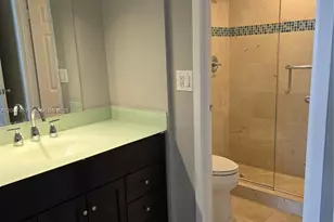 100 Bayview Dr, Sunny Isles Beach, FL 33160 - Photo 27