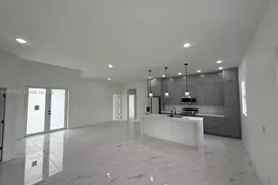 1089 Eisenhower Blvd, Lehigh Acres, FL 33974 - Photo 7
